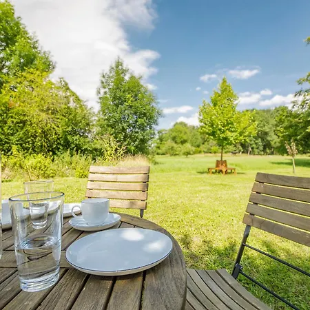 Premium Family Im Gaestehaus Trebnitz Διαμέρισμα *