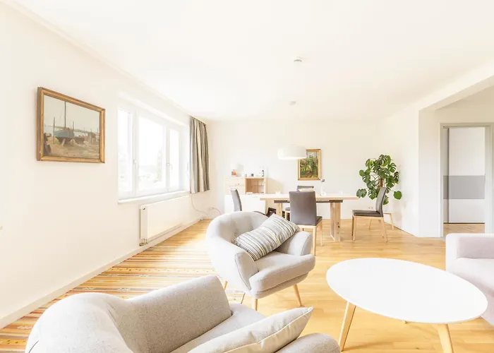 アパート Premium Family Im Gustav Seitz Gaestehaus *